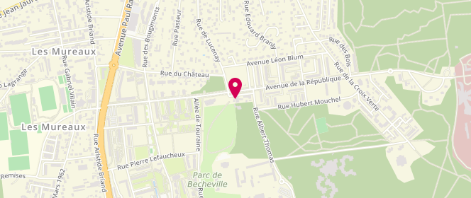 Plan de Tabac des Sports, 53 Avenue de la Republique
parc de Becheville, 78130 Les Mureaux